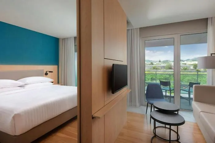 Otel Delta By Marriott Azores