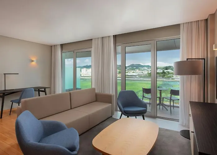 Delta By Marriott Azores Otel 4*