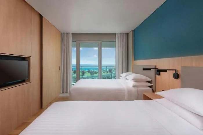 Otel Delta By Marriott Azores 4*