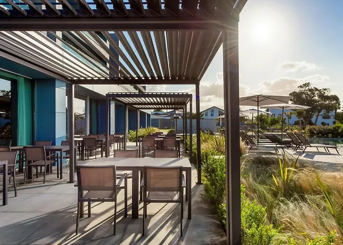 Otel Delta By Marriott Azores 4*